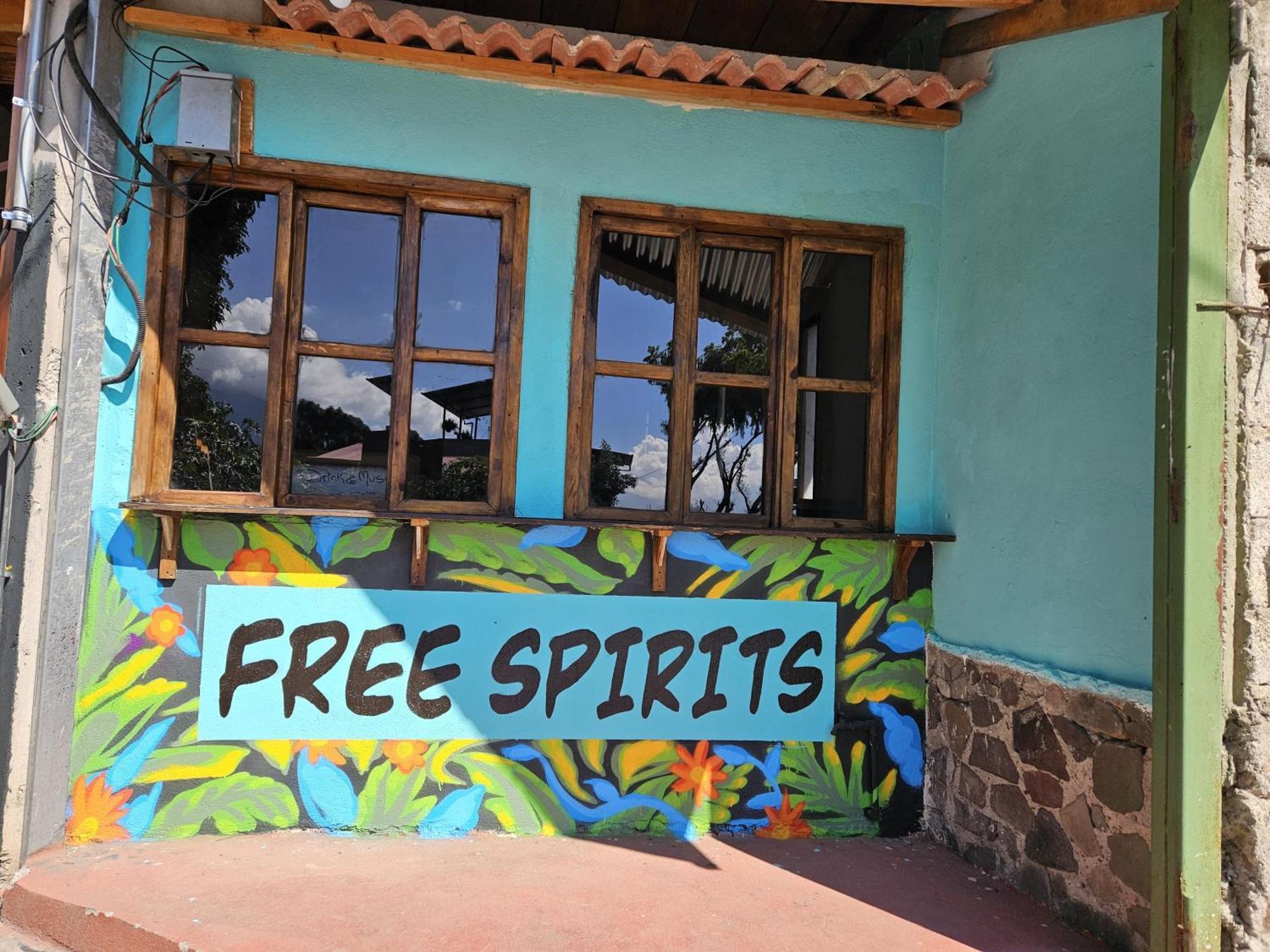 Free Spirits Hotel San Marcos La Laguna Bagian luar foto