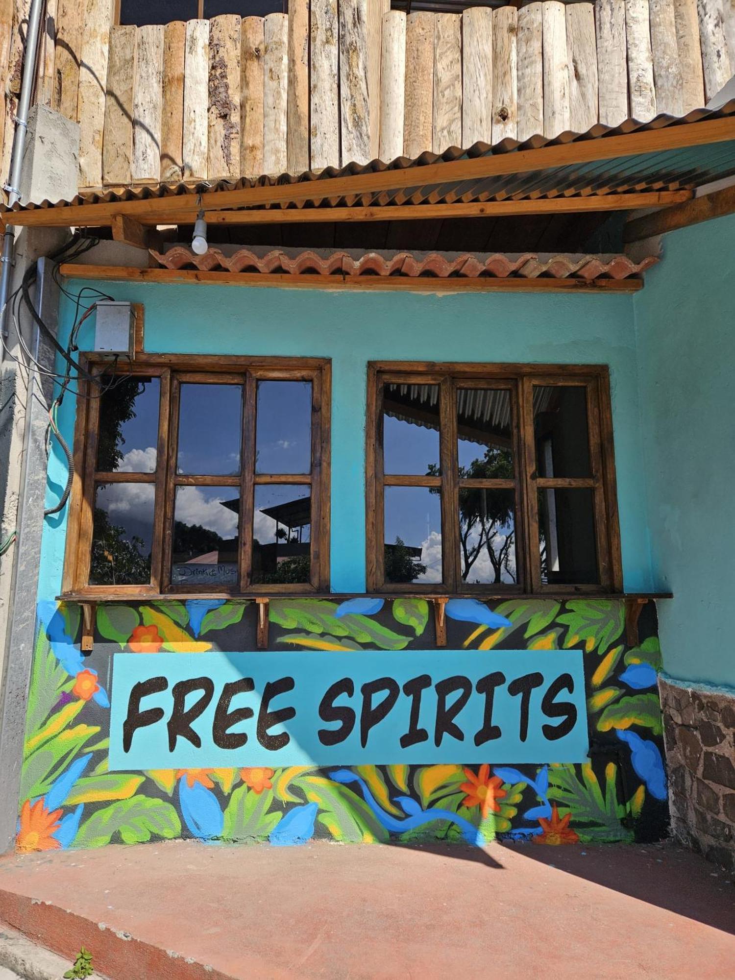 Free Spirits Hotel San Marcos La Laguna Bagian luar foto
